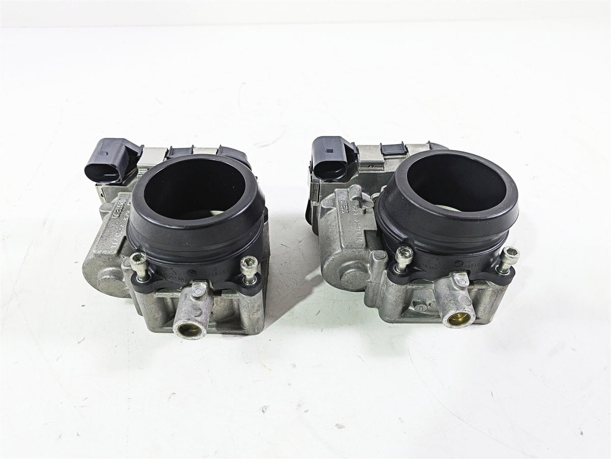 2018 Ducati Hypermotard 939 SP Throttle Fuel Injection Body Set 28240904A {{ shop.shopifyCountryName }} - Mototech271