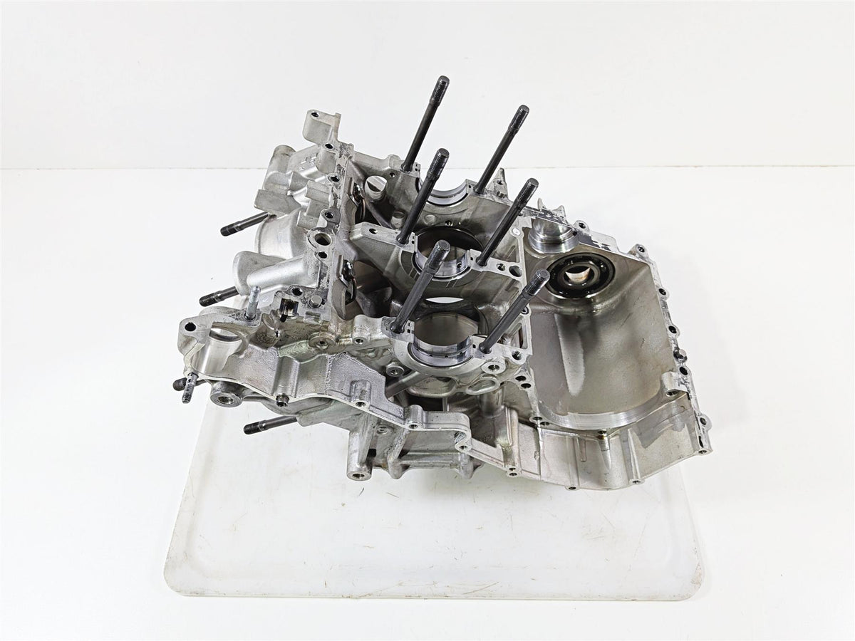 2016 Aprilia RSV 1100 Tuono V4 Factory Engine Crank Case Set 2A0005845 {{ shop.shopifyCountryName }} - Mototech271