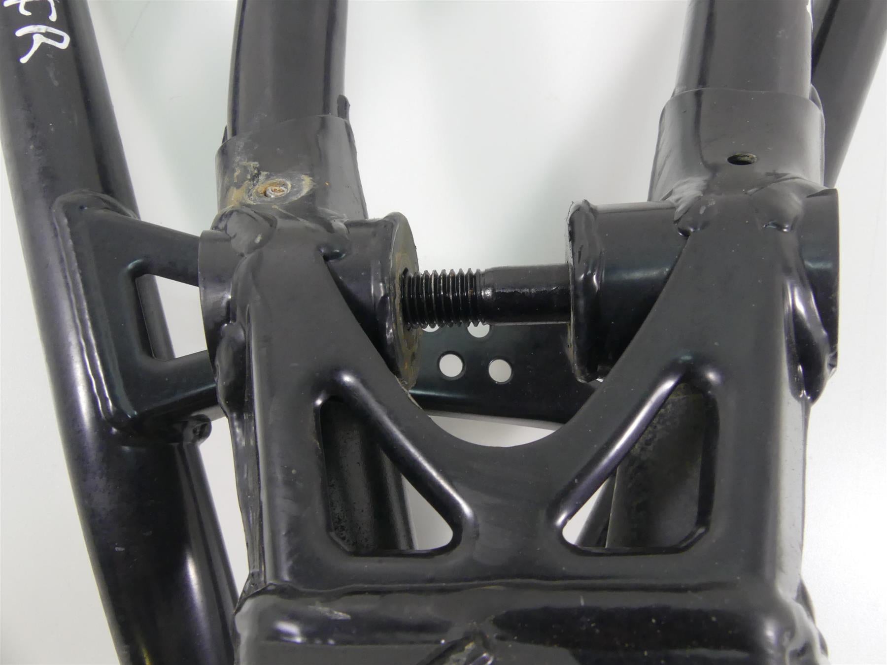 2018 Can Am Maverick X3 Turbo STD Front Right Control Arm Knee Set 706203137 {{ shop.shopifyCountryName }} - Mototech271