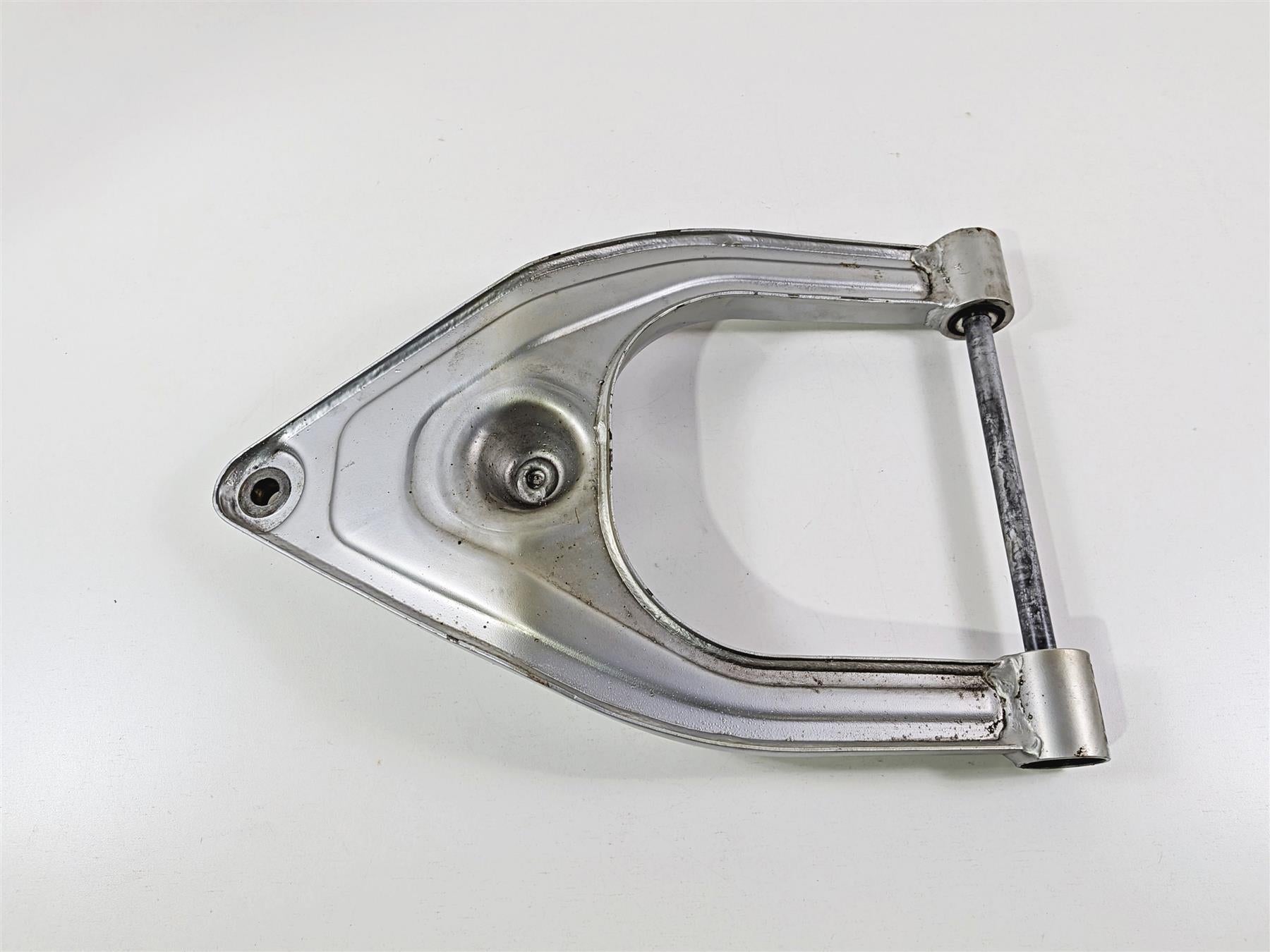 2004 BMW R1150GS R21 Front Trailing Arm Support Suspension 31422345526 {{ shop.shopifyCountryName }} - Mototech271