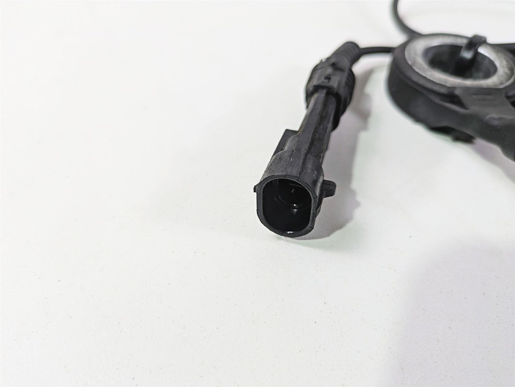 2021 Harley Touring FLTRX Road Glide Front Rear Abs Wheel Speed Sensors 32700015 {{ shop.shopifyCountryName }} - Mototech271