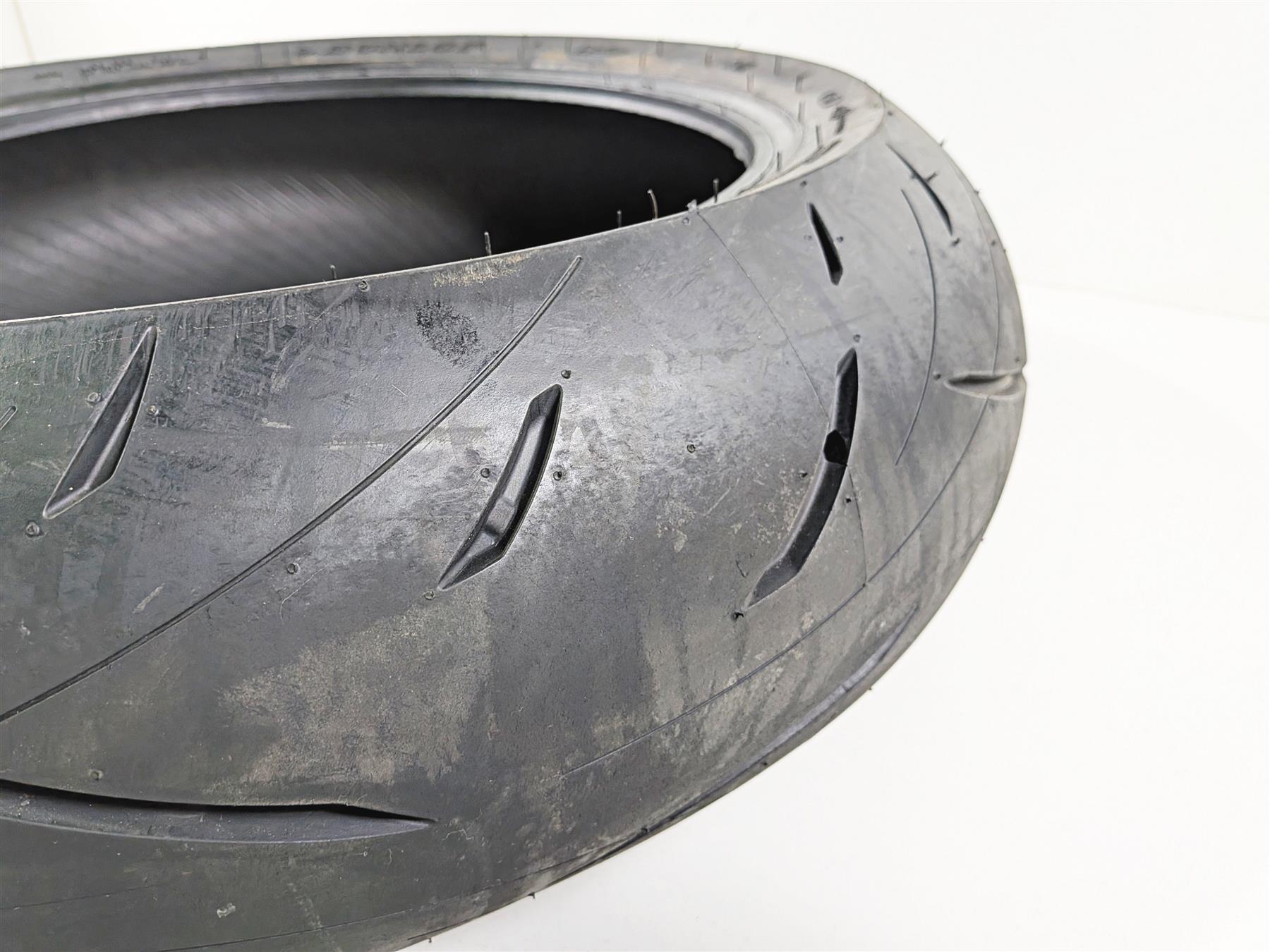 Used Motorcycle Rear Tire Dunlop Sportmax Roadsport 2 200/55-R17 78W DOT5124 636541-Mototech271