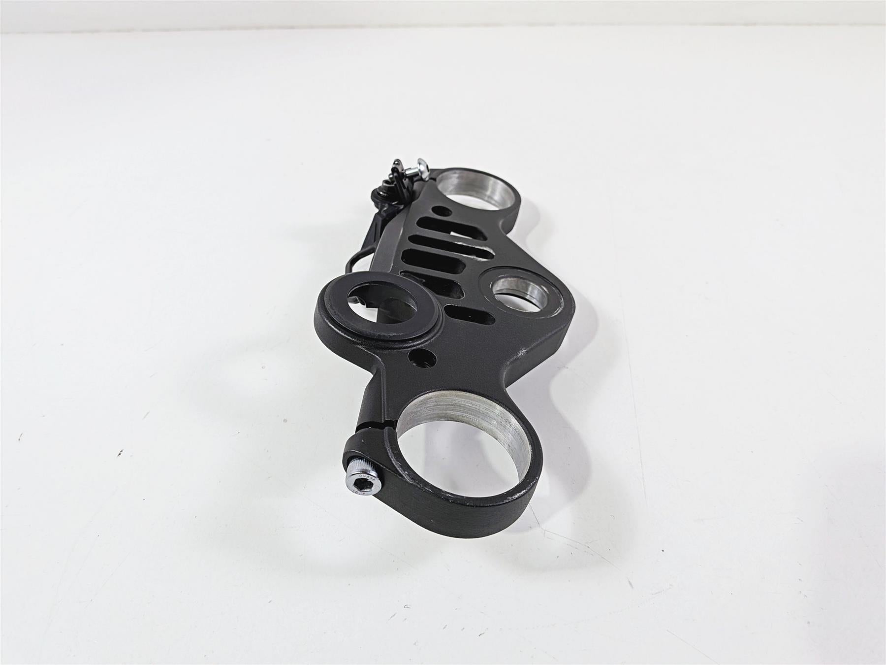 2022 Yamaha YZF R1 R1M RN65 Upper Triple Tree Steering Clamp 2CR-23435-01-00-Mototech271