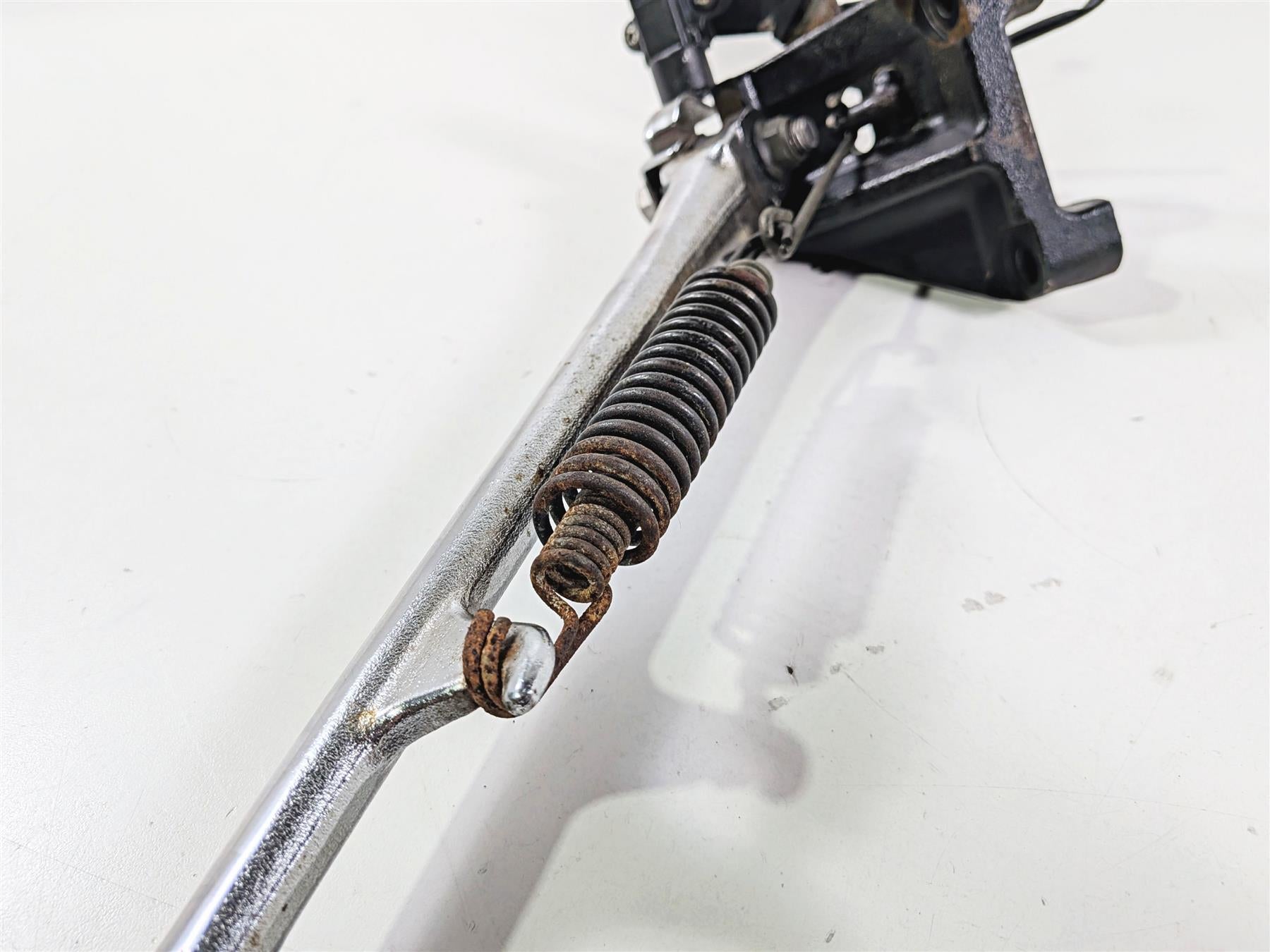 2007 Yamaha XVS1100 V-Star Custom Side Stand Kickstand & Switch 4KU-27311-13 {{ shop.shopifyCountryName }} - Mototech271