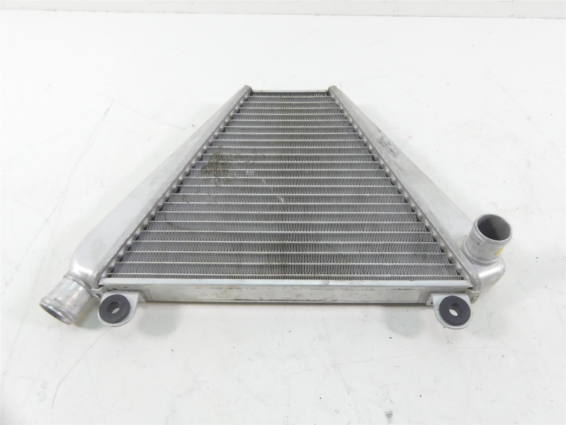 2020 Ducati Panigale V2 Lower Coolant Radiator - Straight No Leaks 54840972B {{ shop.shopifyCountryName }} - Mototech271
