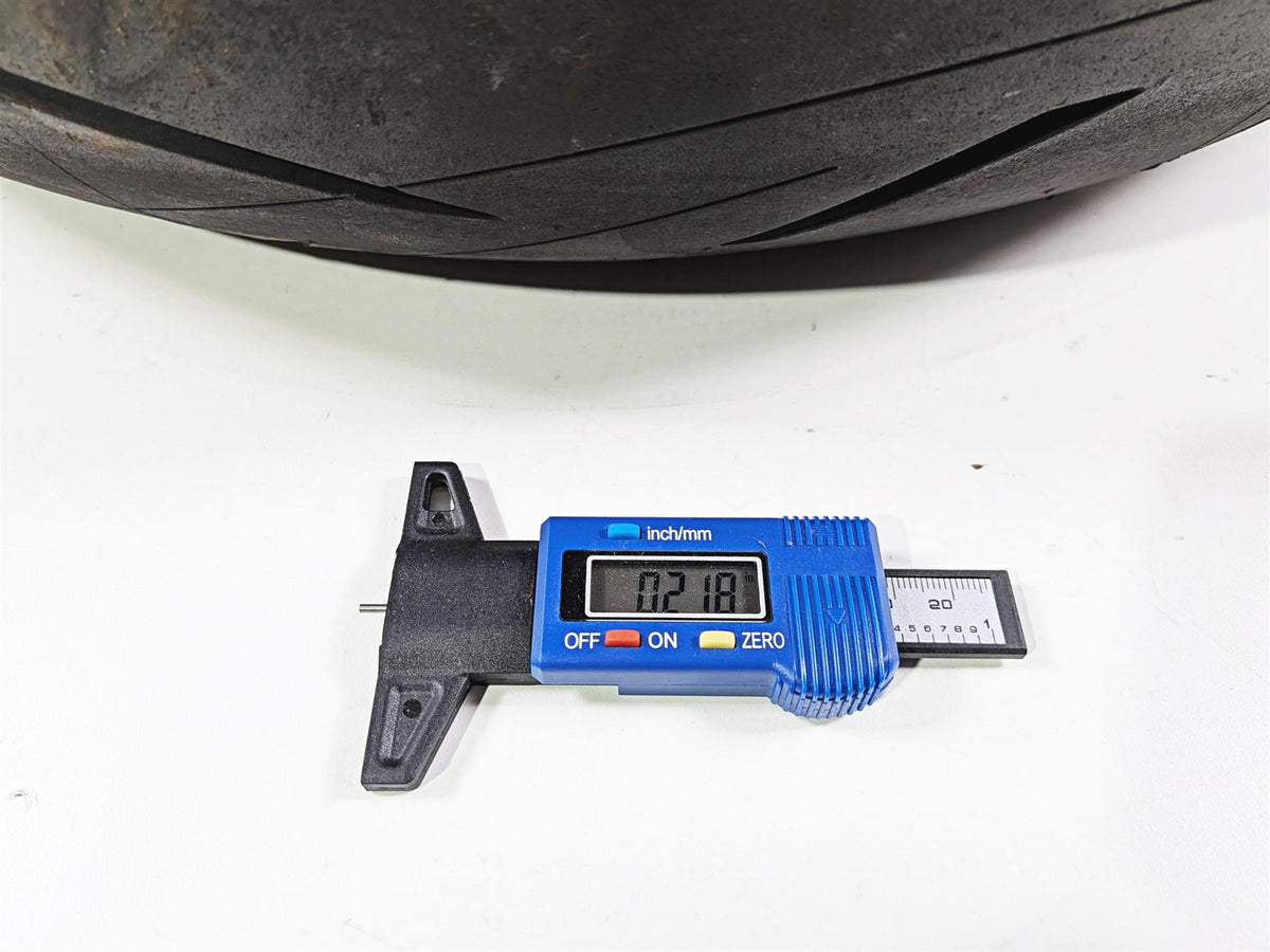 Used Motorcycle Rear Tire Dunlop Sportmax Roadsport 2 190/50R17 45238822 {{ shop.shopifyCountryName }} - Mototech271
