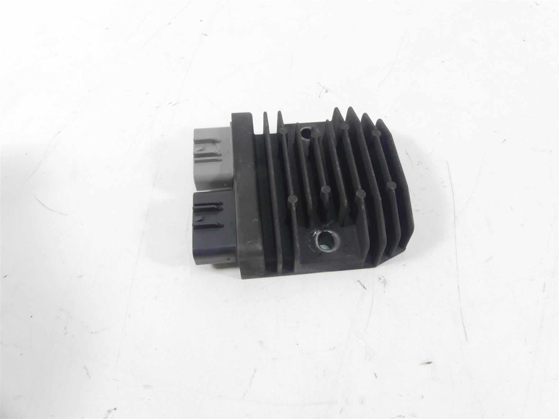 2017 BMW R1200GS GSW K50 Rectifier Voltage Regulator FH020AA 12318523367 {{ shop.shopifyCountryName }} - Mototech271