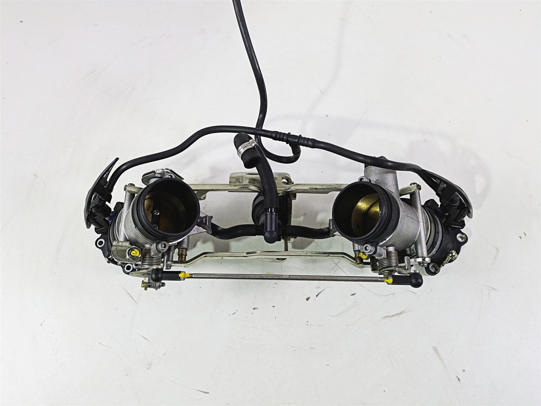 2016 Moto Guzzi Stelvio 1200 8V NTX Throttle Body Fuel Injection Set 880270 {{ shop.shopifyCountryName }} - Mototech271