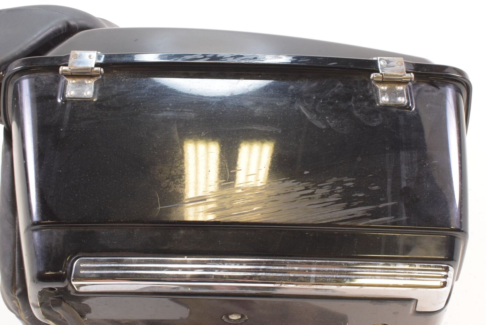 09-13 Harley Touring Aftermarket Trunk Tour Pak & Mount Electra Glide Road King {{ shop.shopifyCountryName }} - Mototech271