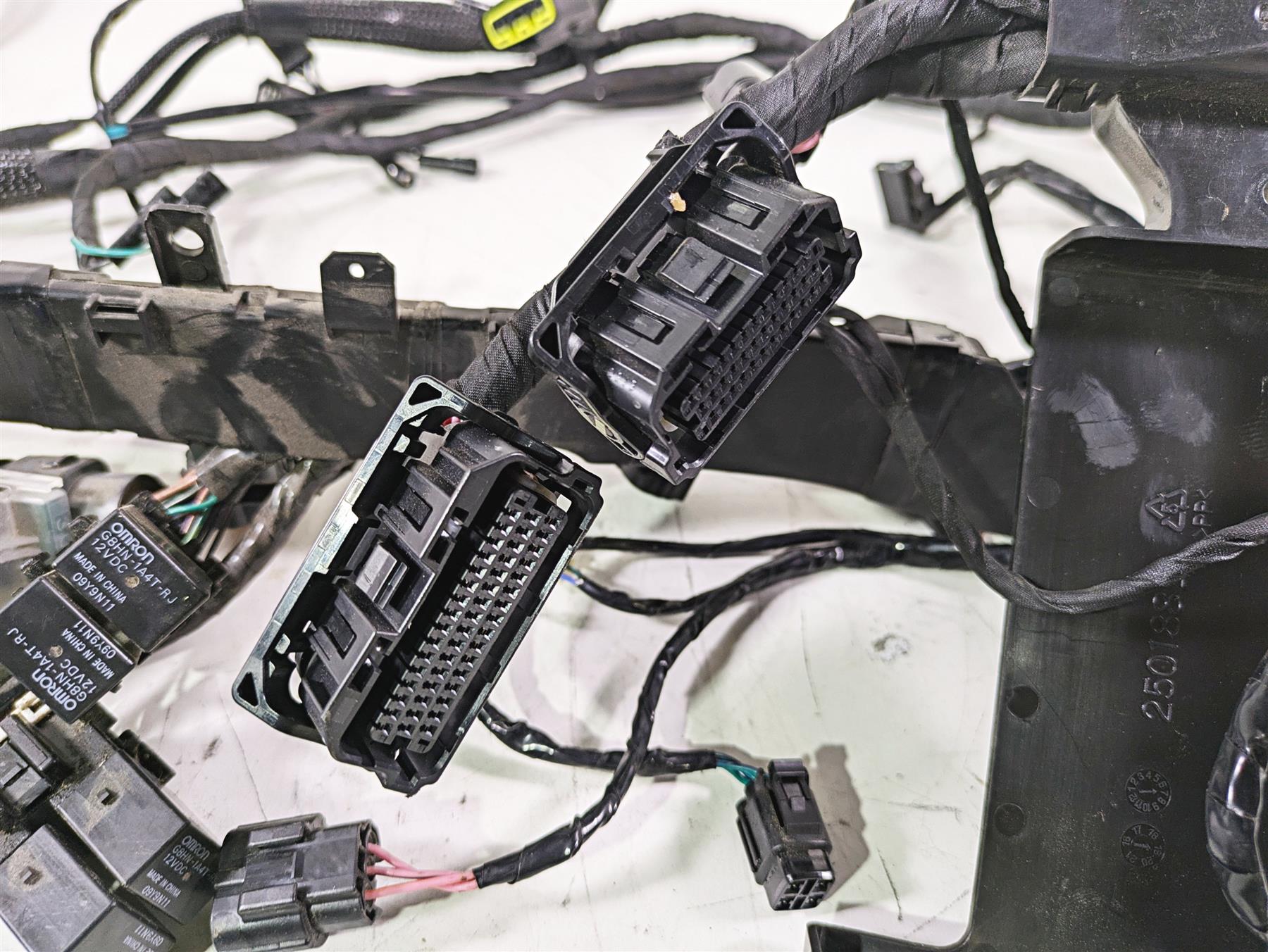 2020 Triumph Daytona 765 Moto2 Wiring Harness Loom - No Cuts T2505041 {{ shop.shopifyCountryName }} - Mototech271