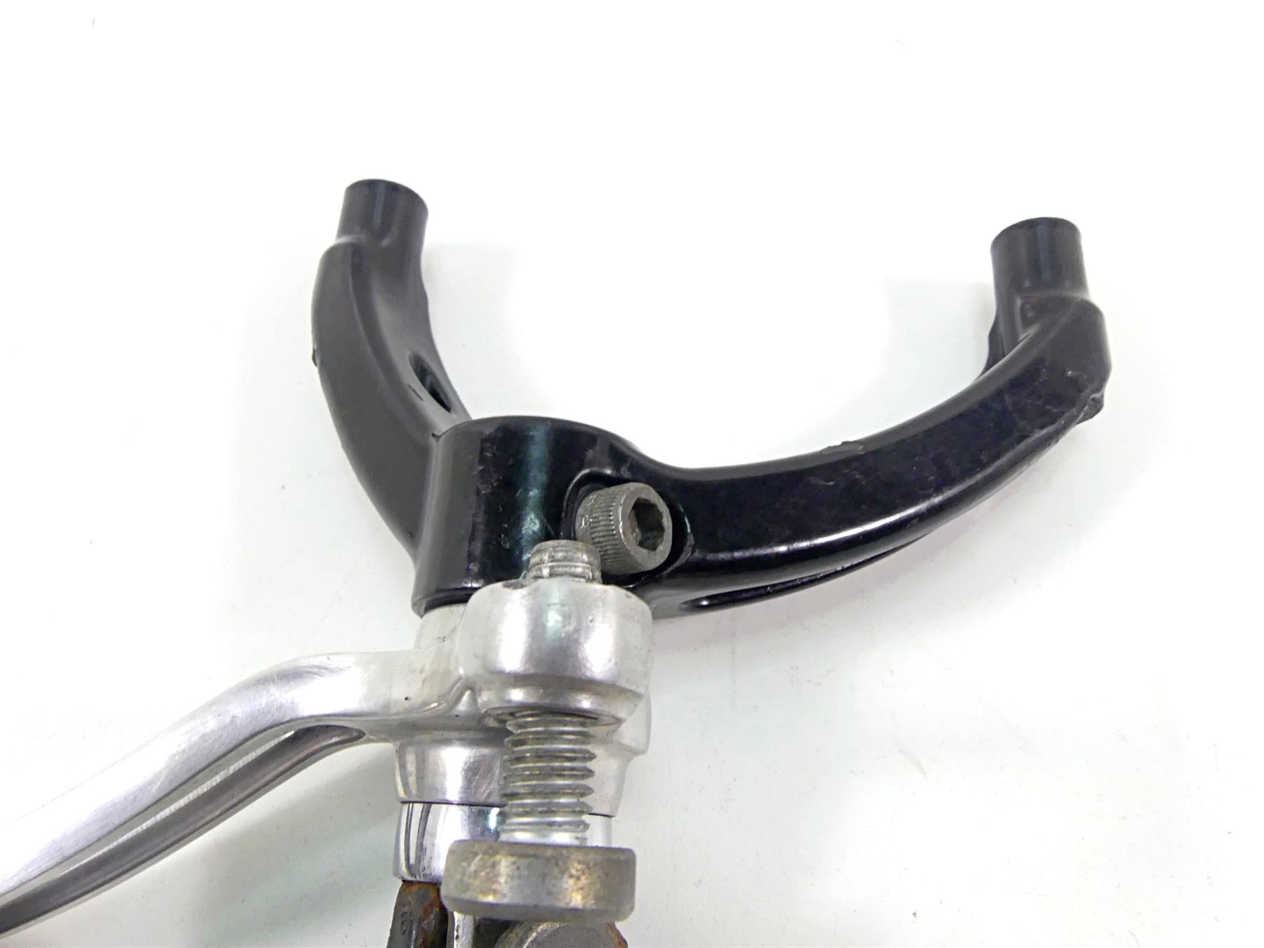 2009 Harley XR1200 Sportster Left Foot Peg Bracket & Shifter Lever Set 51044-08 {{ shop.shopifyCountryName }} - Mototech271