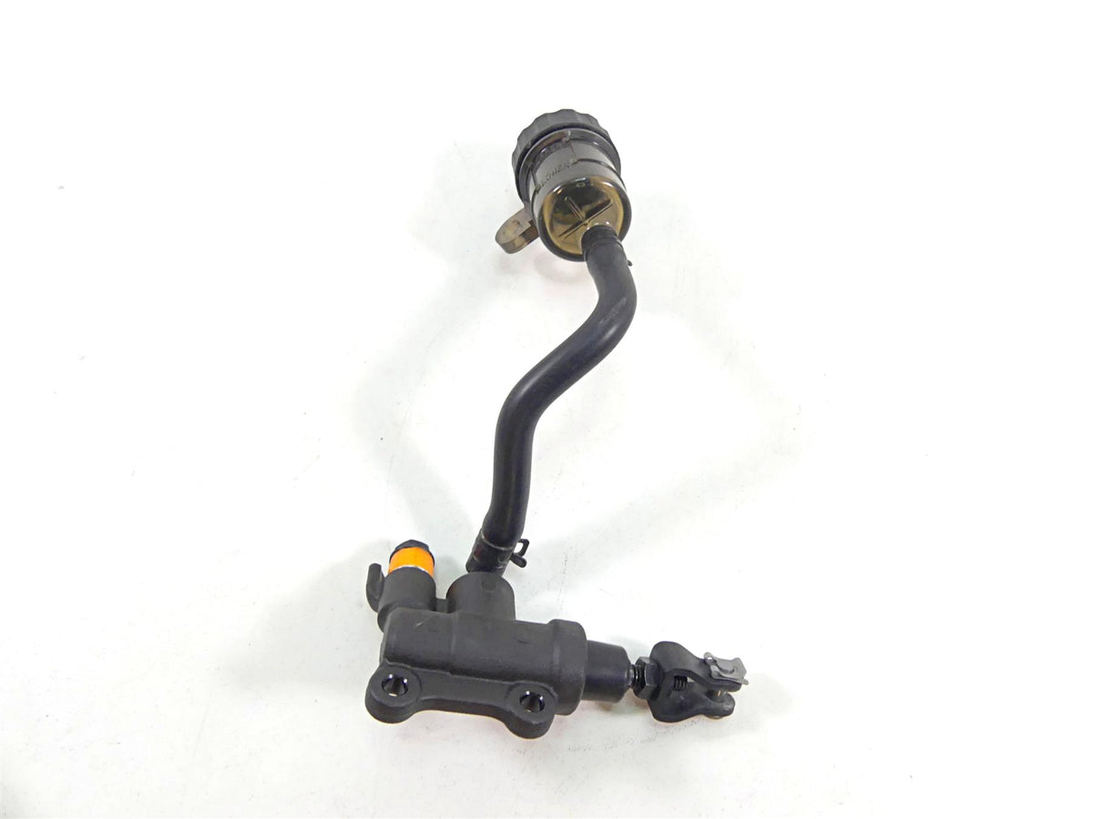 2022 Triumph Speed Triple 1200 RS Rear 1/2 Nissin Brake Master Cylinder T2027033 {{ shop.shopifyCountryName }} - Mototech271