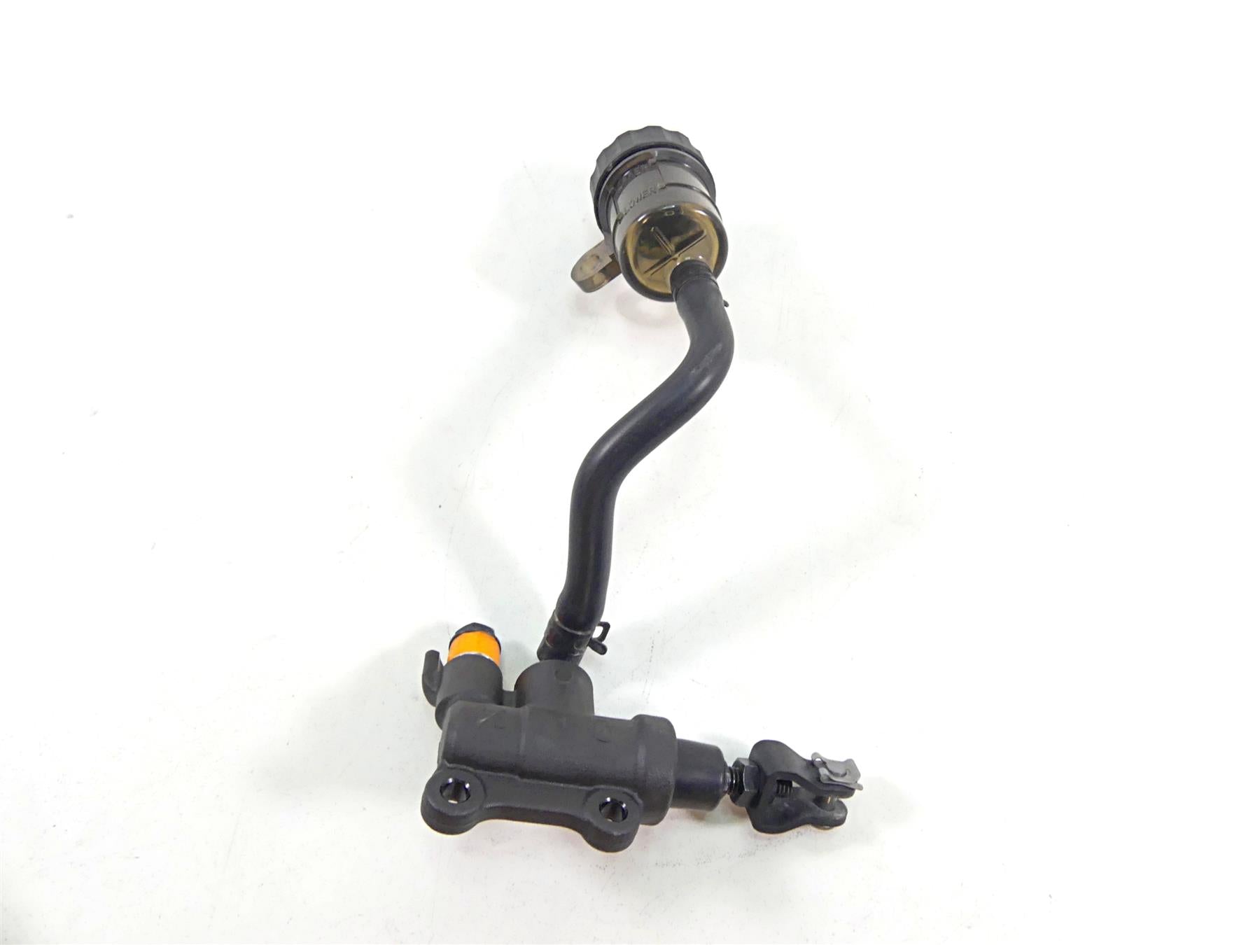 2022 Triumph Speed Triple 1200 RS Rear 1/2 Nissin Brake Master Cylinder T2027033 {{ shop.shopifyCountryName }} - Mototech271
