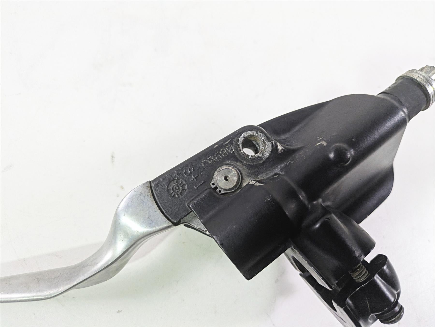 2010 Harley Dyna FXDB Street Bob Front Brake Master Cylinder 9/16