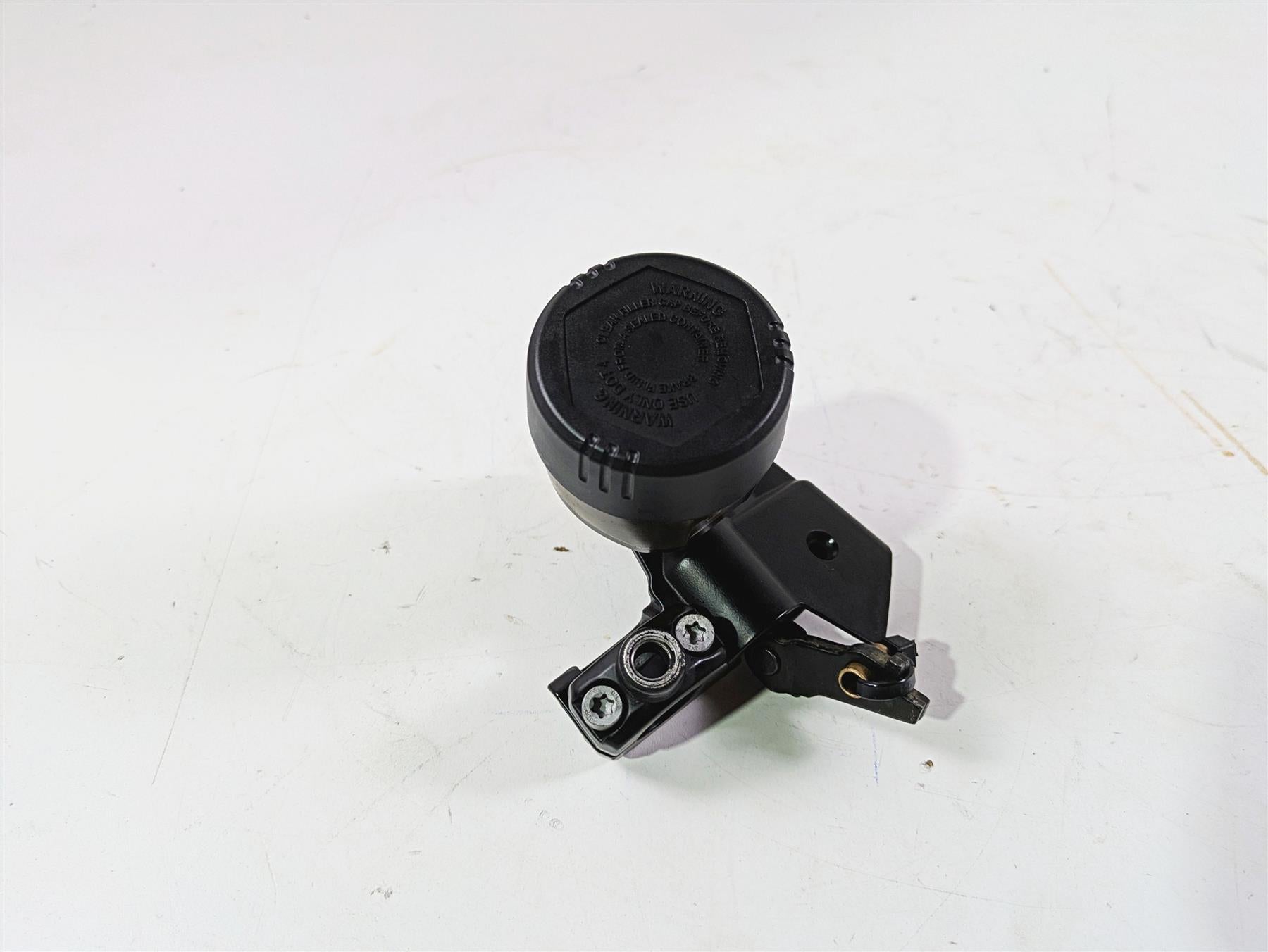 2017 BMW F800GS Adv K75 Front Brake Master Cylinder 32728530045 {{ shop.shopifyCountryName }} - Mototech271