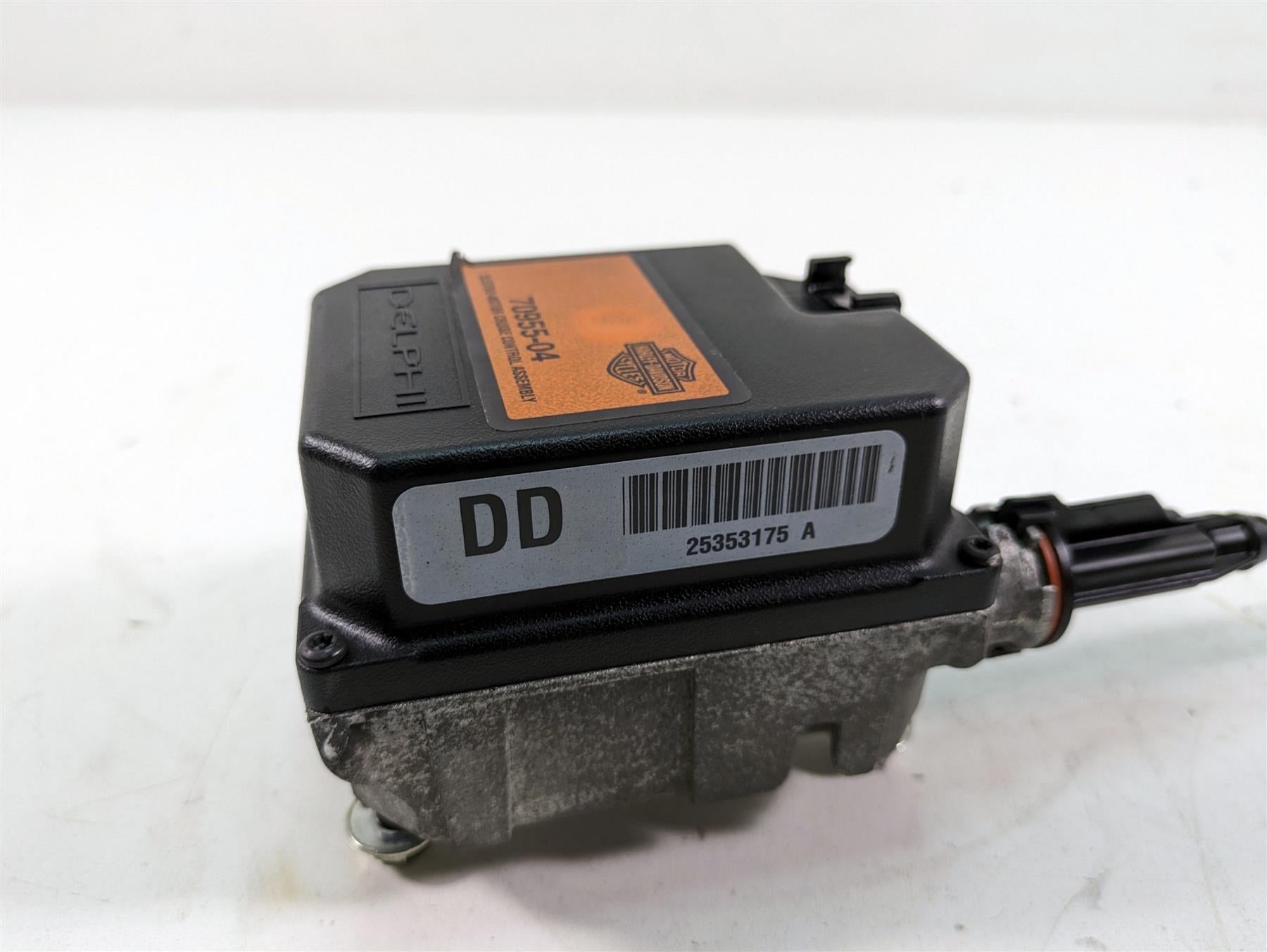 2006 Harley Touring FLHTCUI Electra Glide Cruise Control Module 70955-04 {{ shop.shopifyCountryName }} - Mototech271