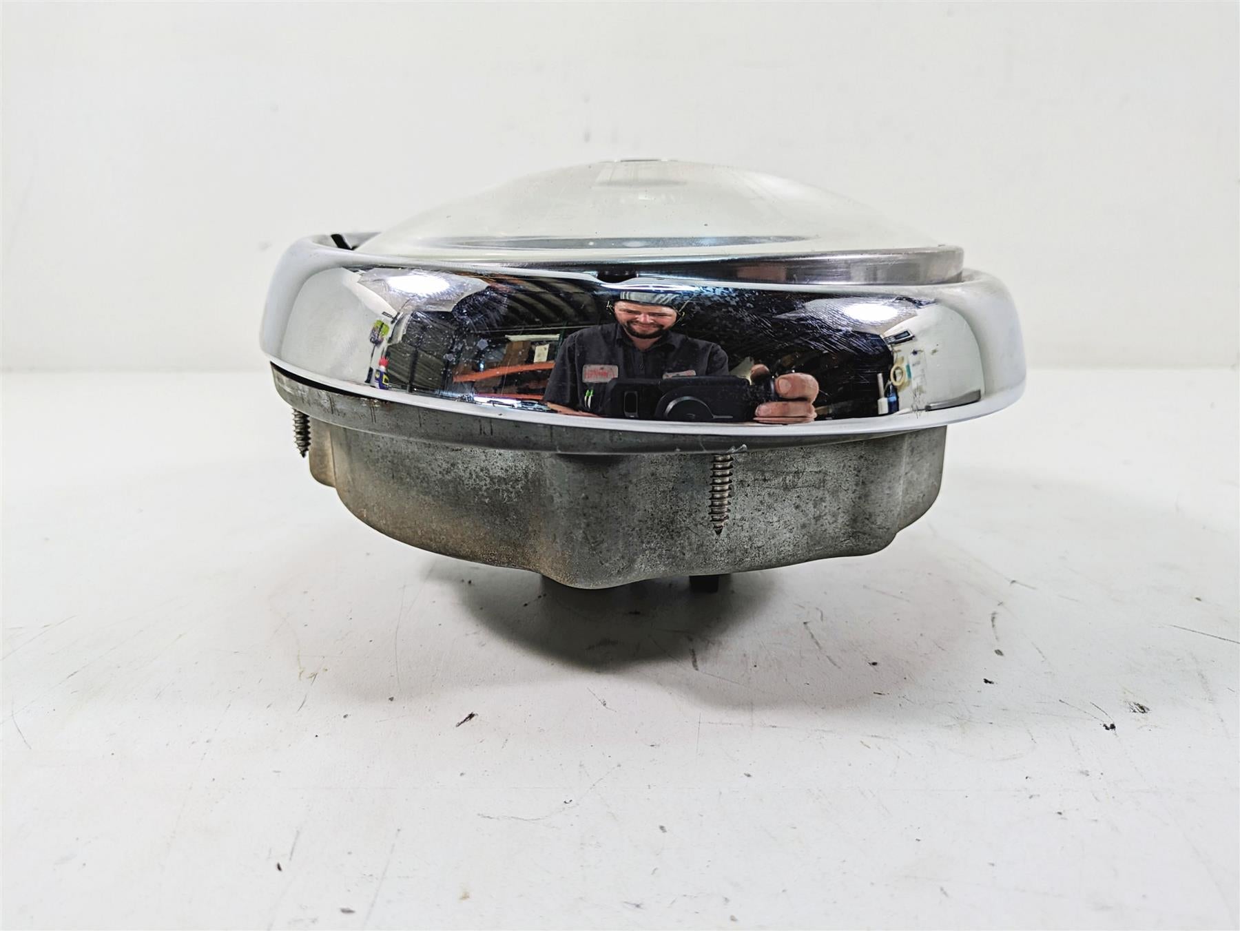 2005 Harley Touring FLHTCUI Electra Glide Headlight Head Lamp - Read 68342-05A {{ shop.shopifyCountryName }} - Mototech271