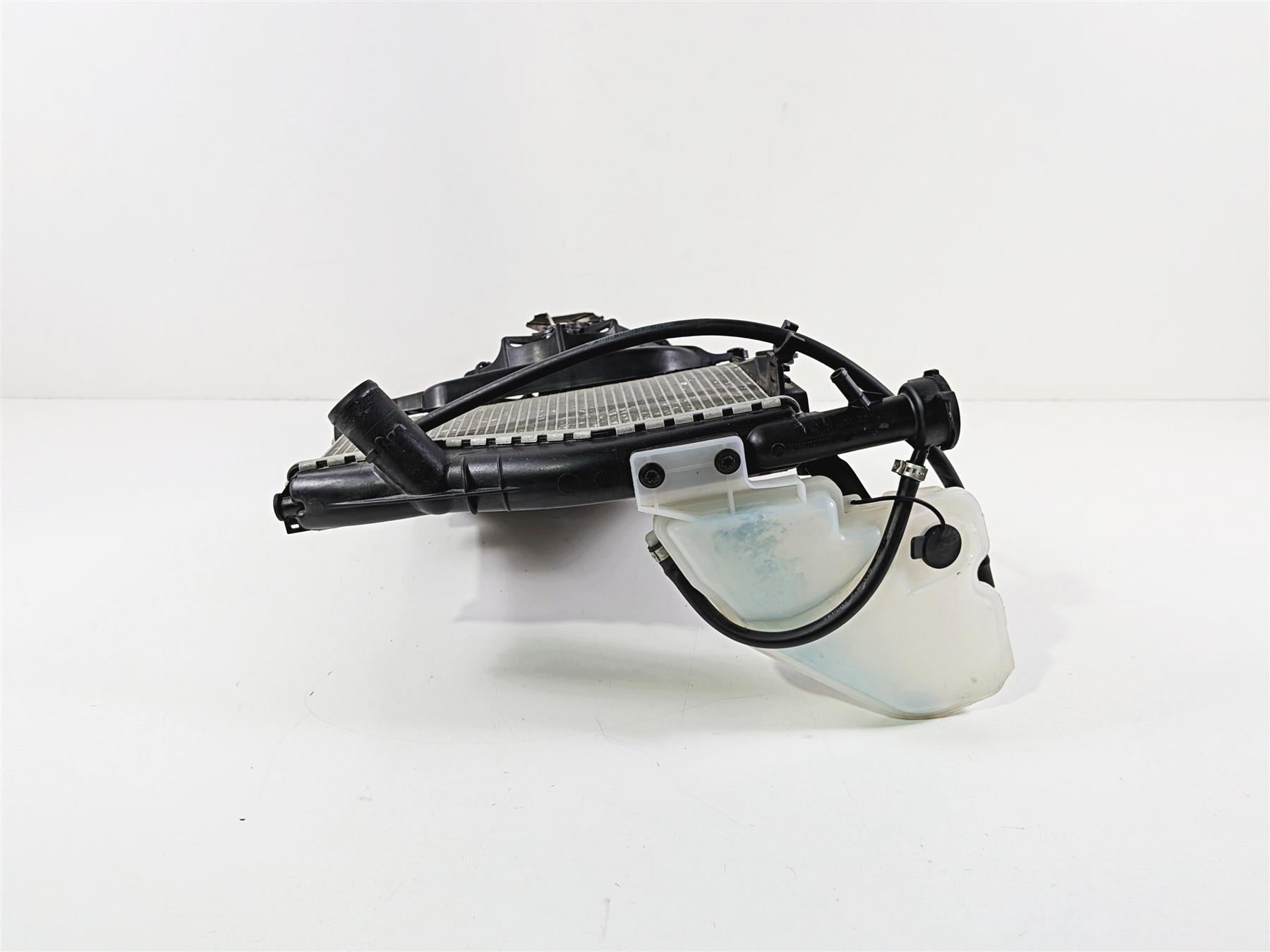 2016 BMW S1000RR K46 Radiator Fans Reservoir And Hoses 17118546822-Mototech271