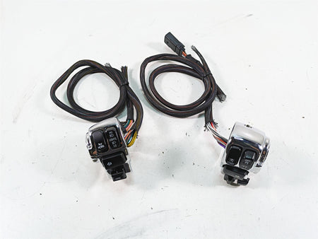 2010 Harley Touring FLHTCU Electra Glide Chrome Control Switch Set Read 71682-06 {{ shop.shopifyCountryName }} - Mototech271