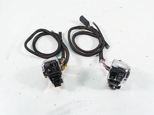 2010 Harley Touring FLHTCU Electra Glide Chrome Control Switch Set Read 71682-06 | Mototech271