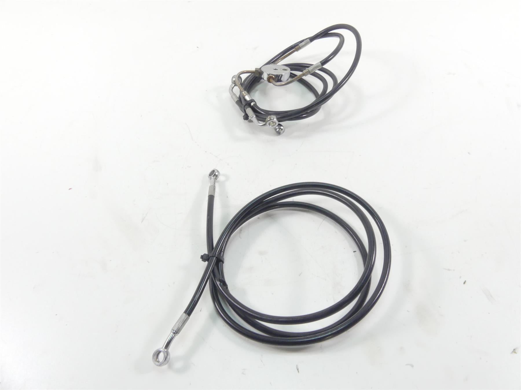2011 Harley Touring FLTRU Road Glide Front Abs Brake Line Set 41679-09 42161-09 {{ shop.shopifyCountryName }} - Mototech271