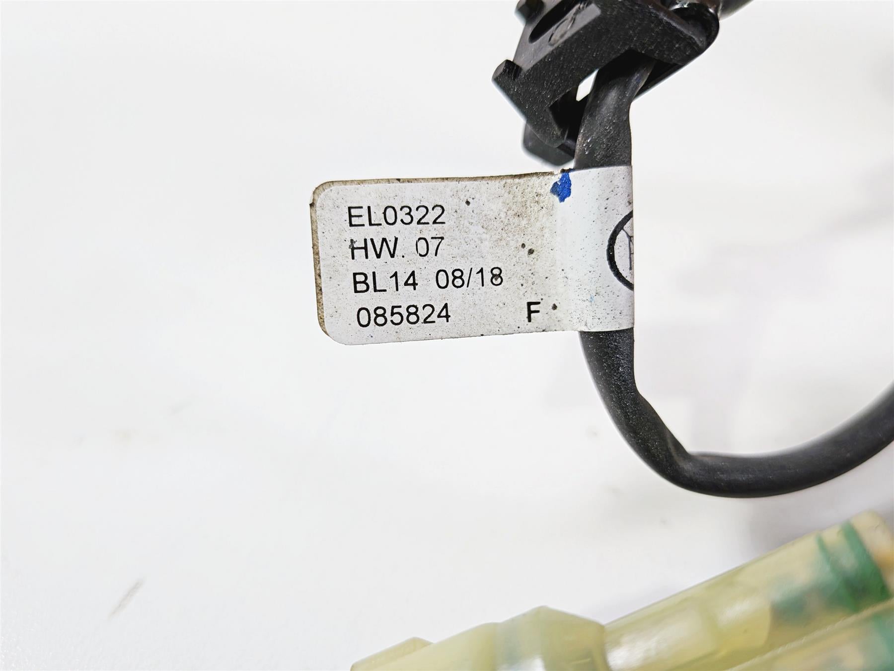 2015 Ducati Diavel Dark Handsfree Keyless Ignition Switch For Parts 28611247B-Mototech271