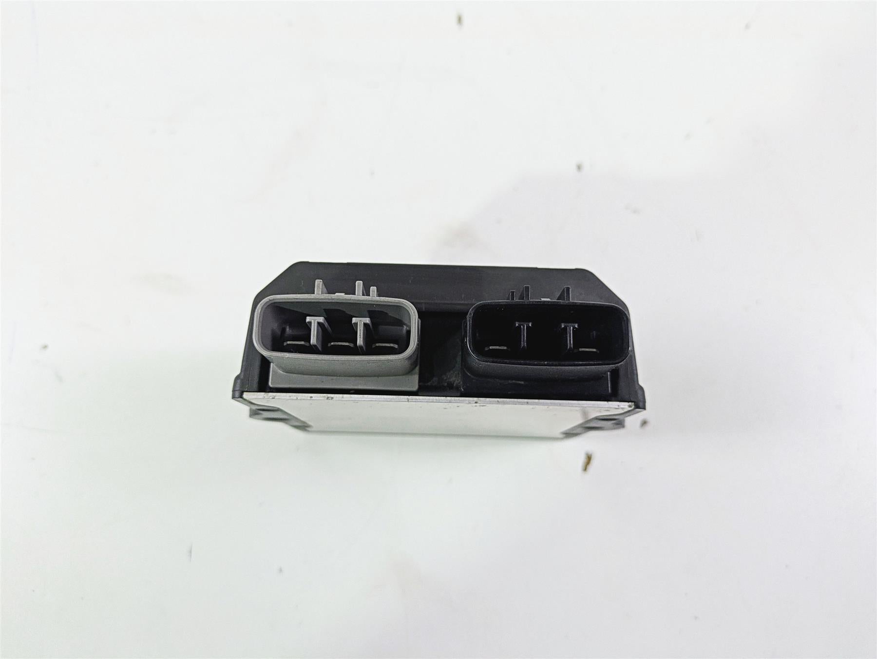 2020 Suzuki V-Strom 1050 XT Rectifier Voltage Regulator SH847AA 32800-31J00 {{ shop.shopifyCountryName }} - Mototech271