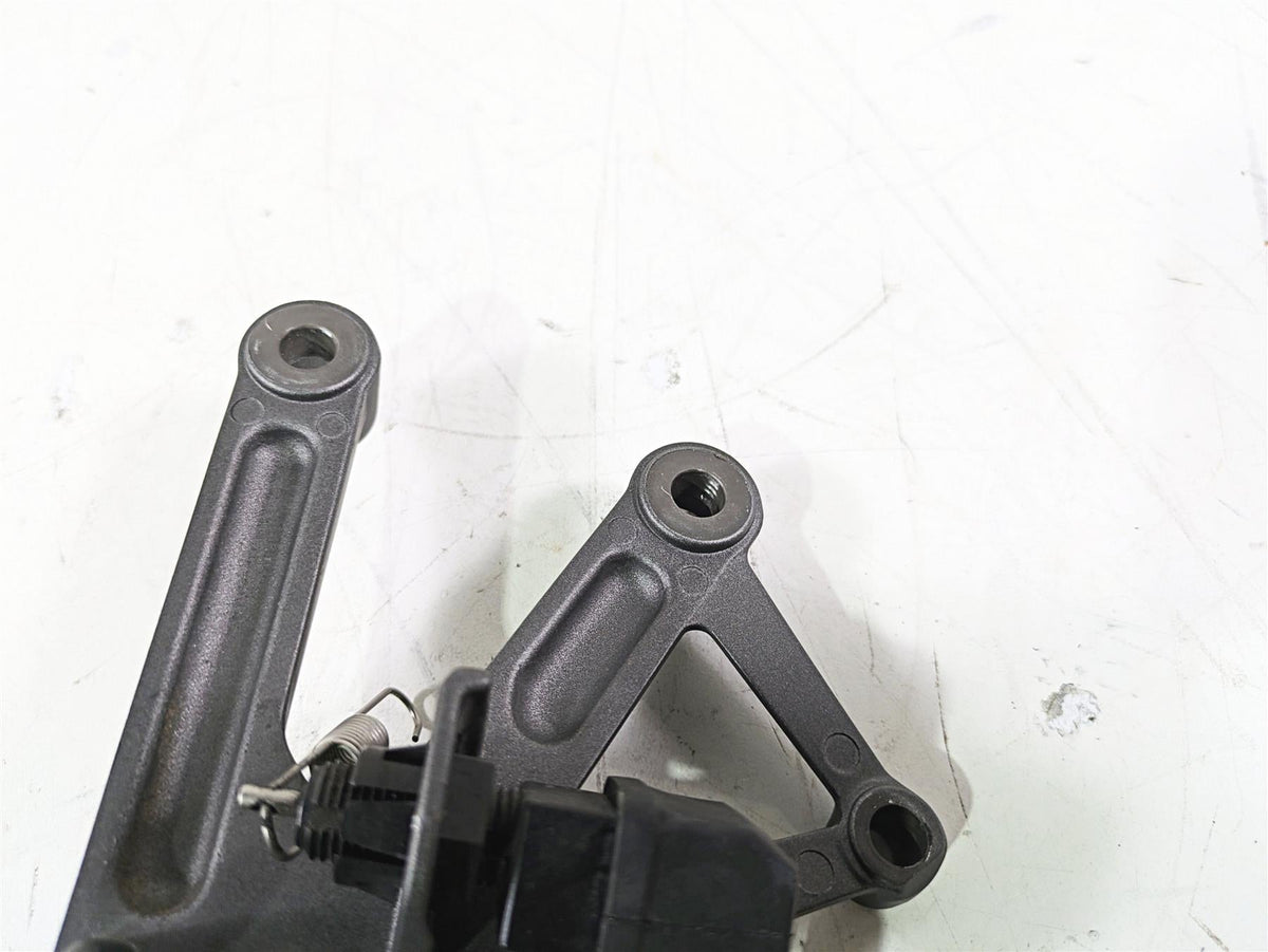 2020 Triumph Daytona 765 Moto2 Right Rider Footpeg Foot Rest Mount T2083382 {{ shop.shopifyCountryName }} - Mototech271
