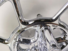 Load image into Gallery viewer, 2007 Harley Touring FLHRSE CVO Road King Front Rear Chrome Wheel Set 44612-07
