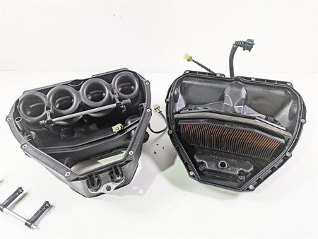 2014 Yamaha YZFR1 R1 RN22 Air Box Cleaner & Injectors & Actuator 14B-14411-01-00 {{ shop.shopifyCountryName }} - Mototech271