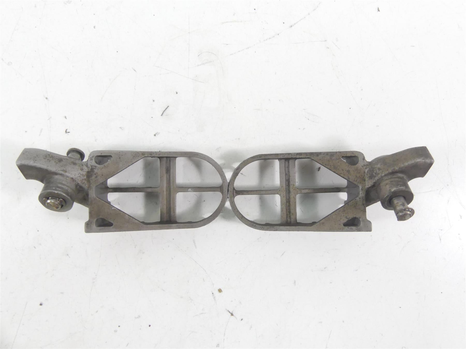 2012 BMW R1200 GS K255 Adventure Front Footpeg Foot Peg Rest Set 46717694557 {{ shop.shopifyCountryName }} - Mototech271