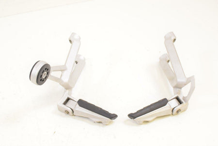 2016 BMW R1200R R1200 R K53 Passenger Footpeg Foot Peg Rest SET 46718540799 {{ shop.shopifyCountryName }} - Mototech271
