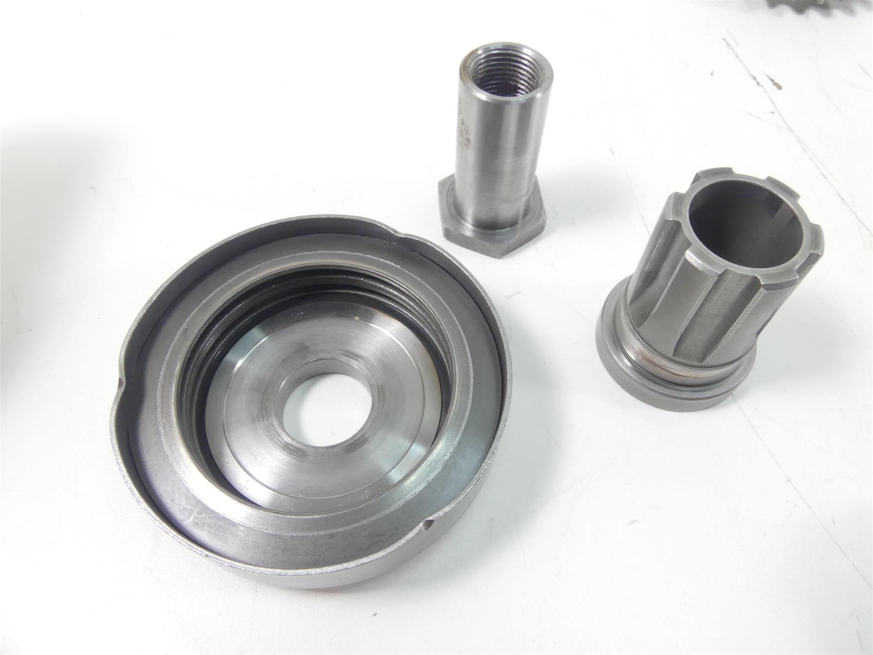 2000 Harley Dyna FXR4 CVO Super Glide Primary Drive Clutch Kit 37707-98A {{ shop.shopifyCountryName }} - Mototech271