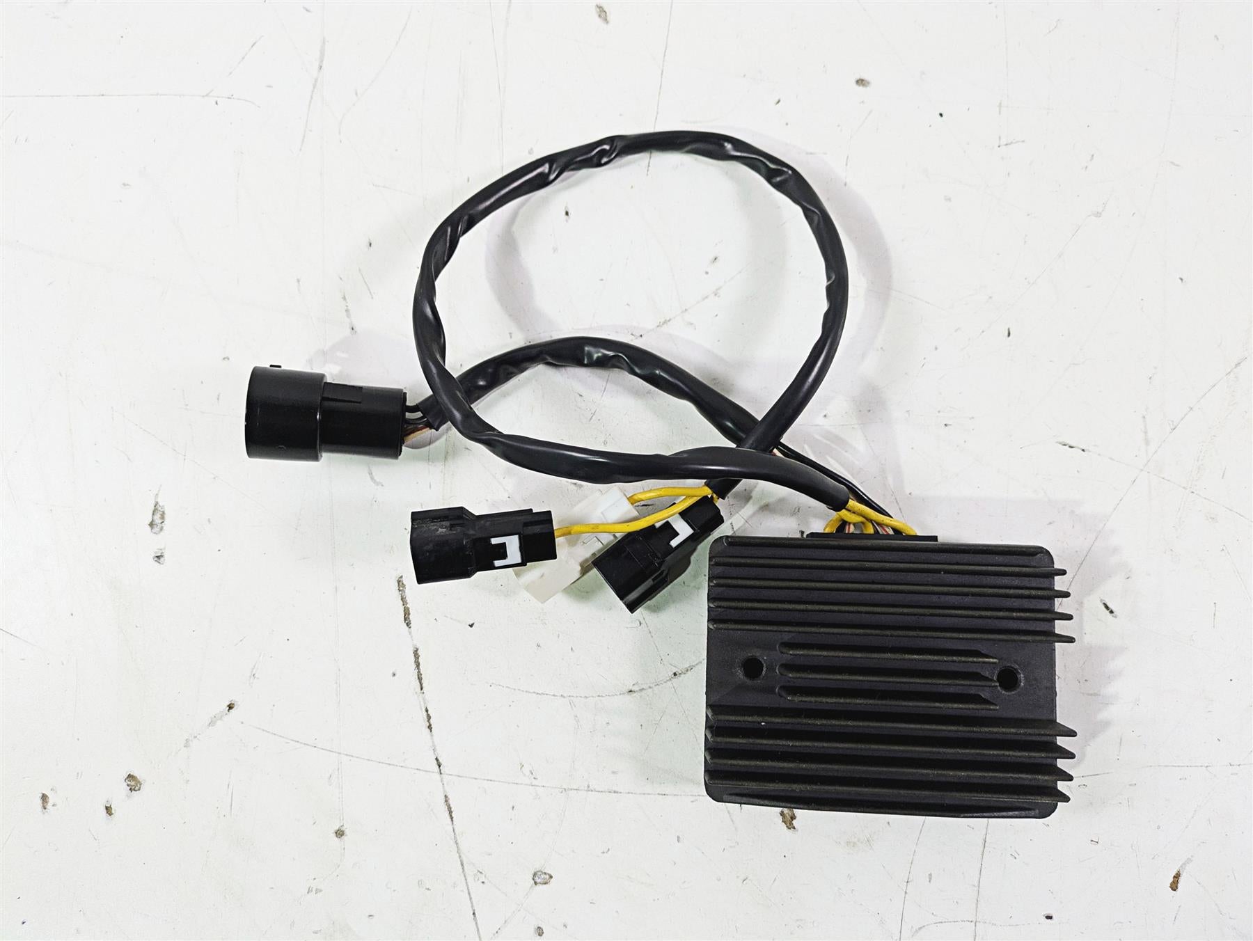 2005 Kawasaki ZX12R Ninja Rectifier Voltage Regulator SH689CB