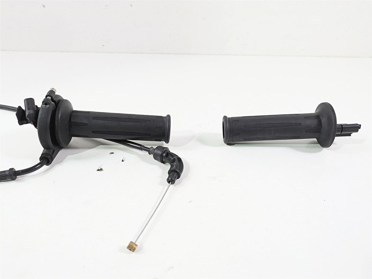 2018 BMW R nineT Urban GS K33 Heated Hand Grip Set 61318565847 61318566508 {{ shop.shopifyCountryName }} - Mototech271