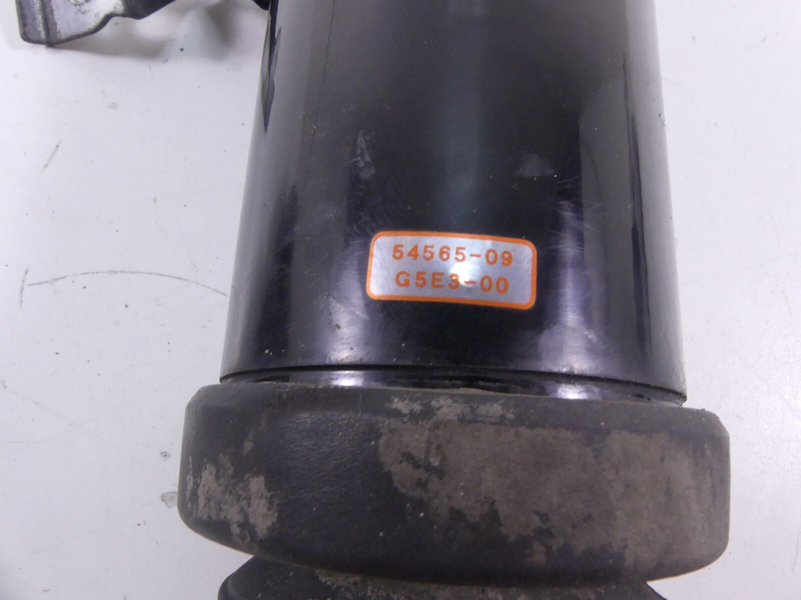 2009 Harley Touring FLHRC Road King Rear 13" Showa Shock Damper Set 54565-09 {{ shop.shopifyCountryName }} - Mototech271