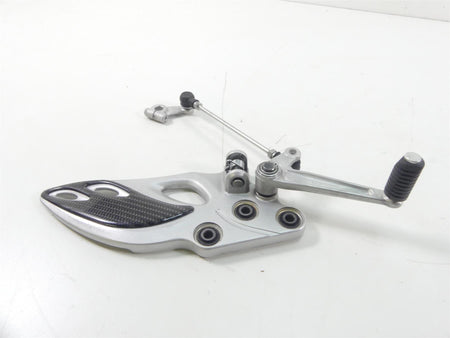 2020 Suzuki GSX1300 R Hayabusa Left Front Footpeg & Shifter Parts 43521-15H00 {{ shop.shopifyCountryName }} - Mototech271