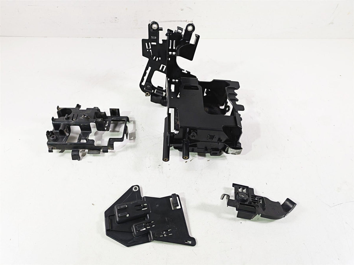 2018 Harley FXBR Softail Breakout Electrical Carrier Battery Set 69201632 {{ shop.shopifyCountryName }} - Mototech271