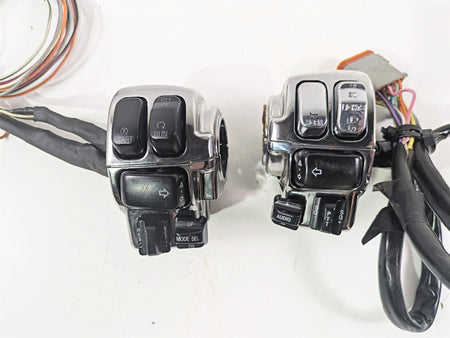 2001 Harley Touring FLHX Street Glide Chrome Control Switch Set 71685-06A {{ shop.shopifyCountryName }} - Mototech271