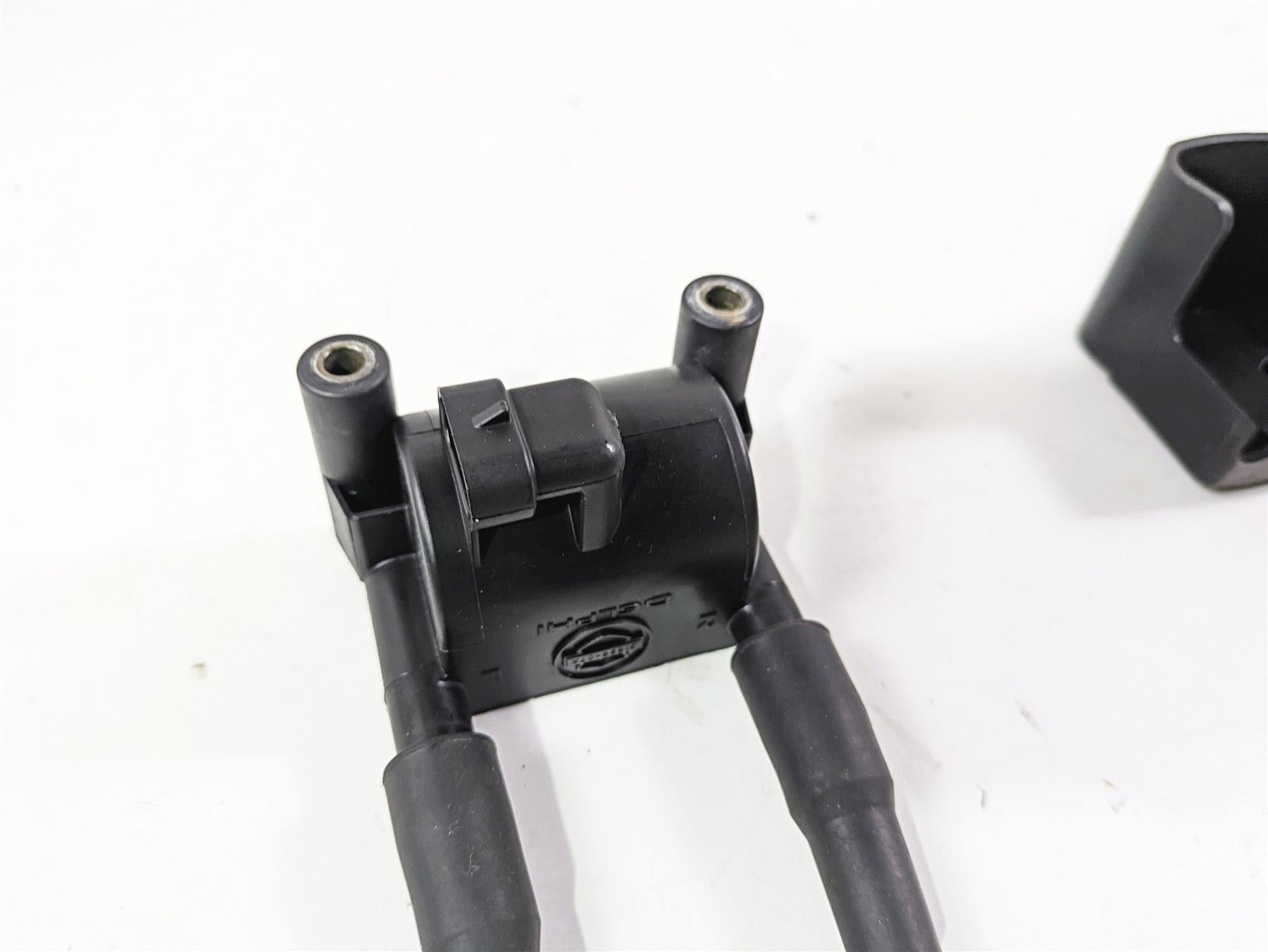 2015 Harley FXDF Dyna Fat Bob Ignition Coil Wires Plugs Set 31696-07A {{ shop.shopifyCountryName }} - Mototech271