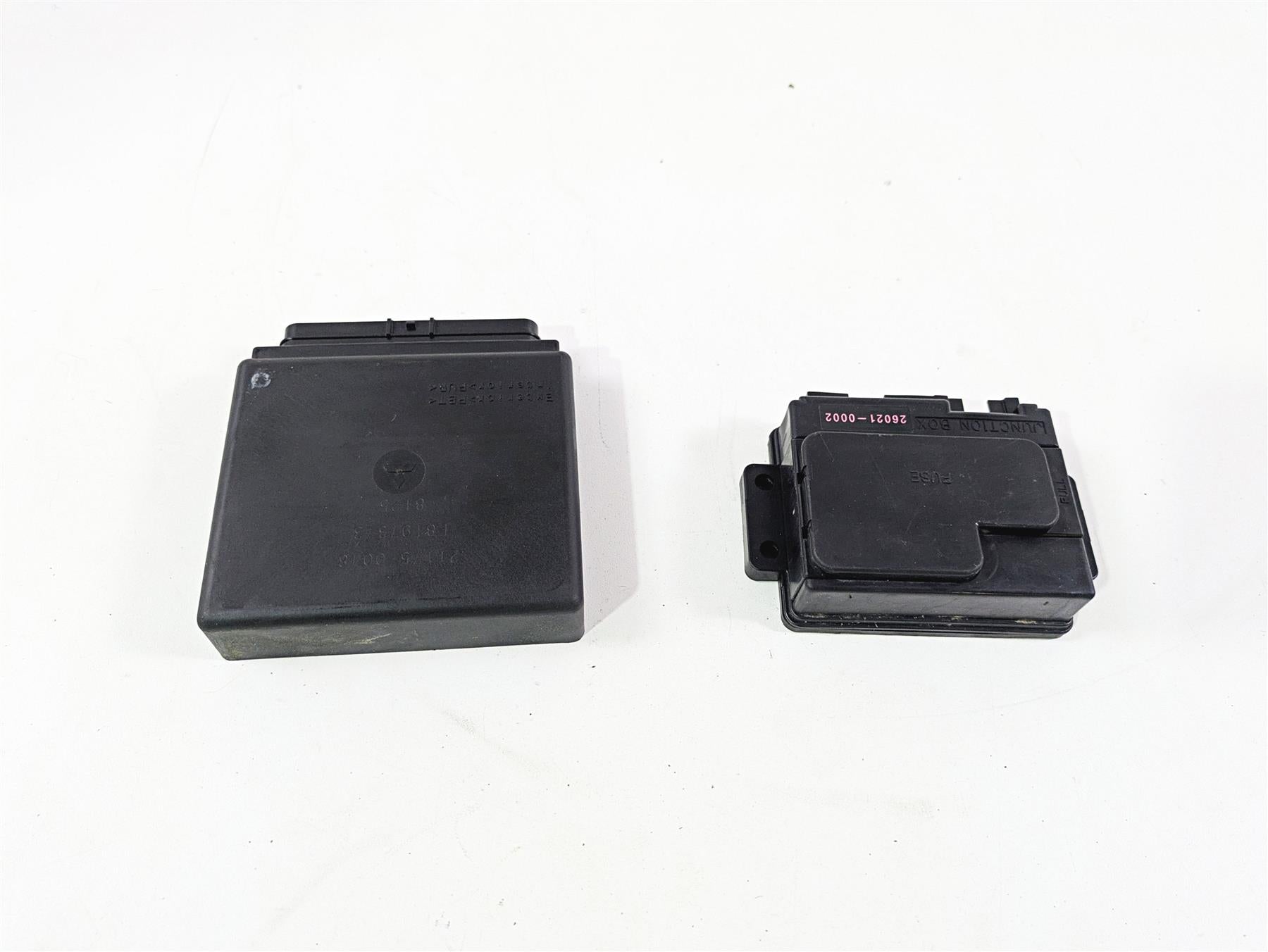 2008 Kawasaki VN1600 Vulcan Nomad Cdi Control Module & Junction Box 21175-0048 {{ shop.shopifyCountryName }} - Mototech271