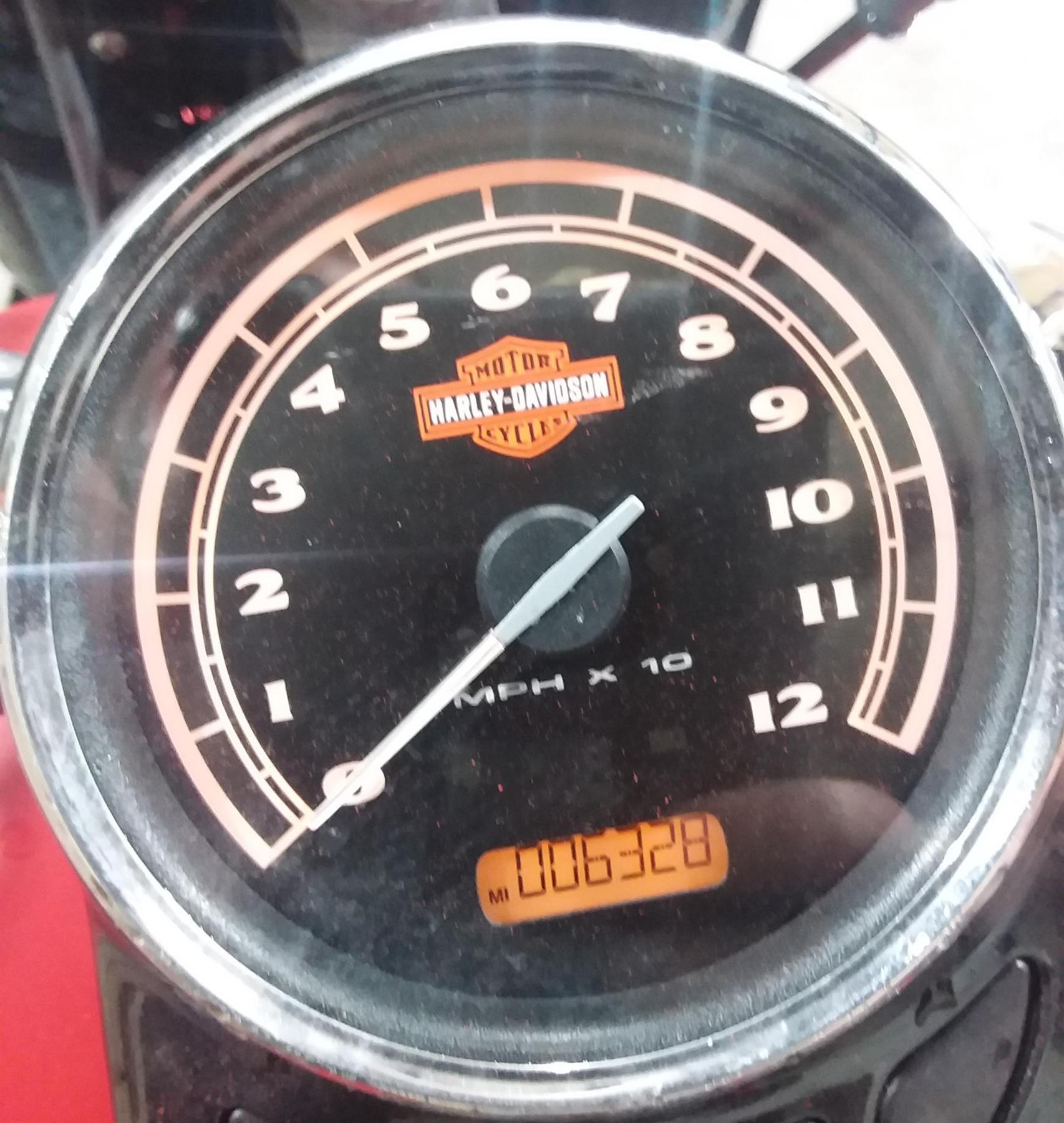 2016 Harley FLS Softail Slim Speedometer Gauge Instrument 6K Only -Read 70700-11 {{ shop.shopifyCountryName }} - Mototech271