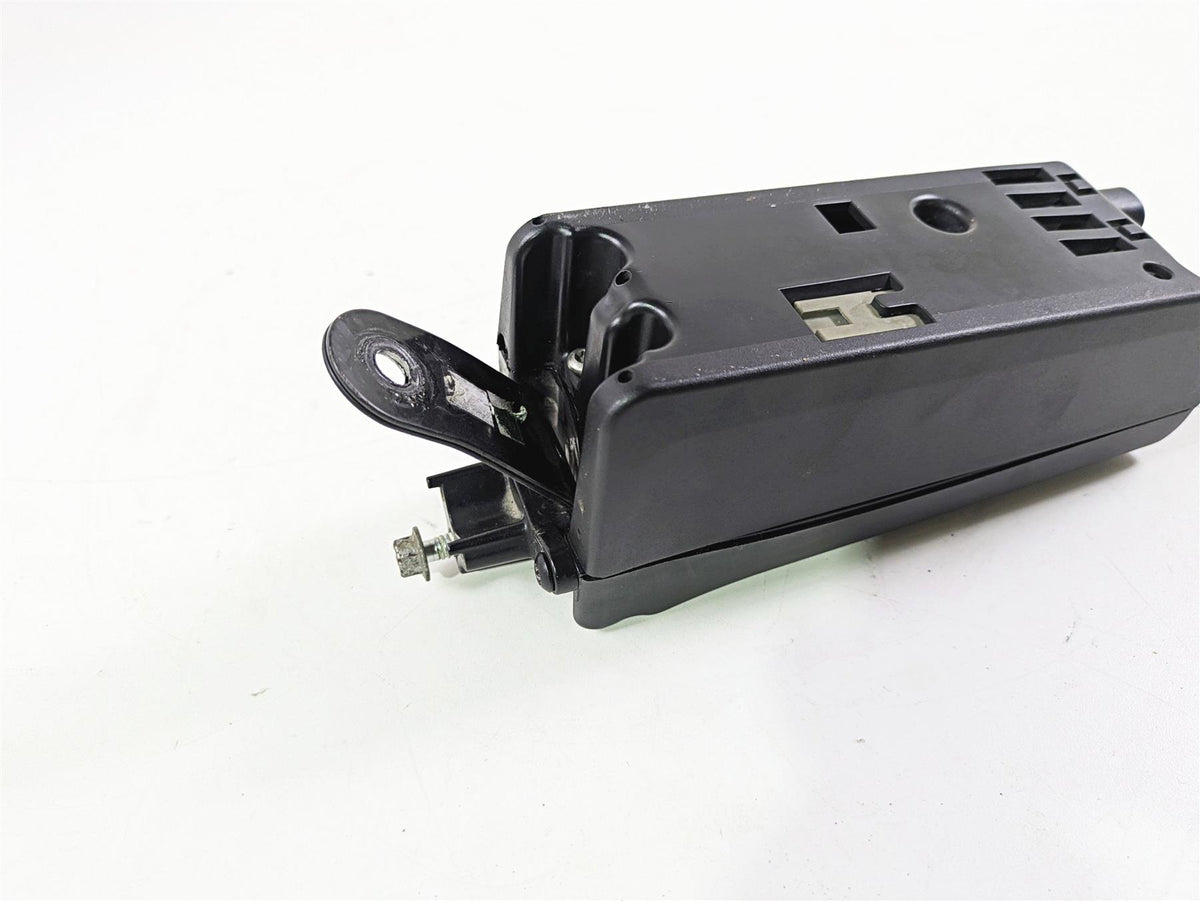 2020 Harley Softail FXST Standard Horn Mount & Wiring Box 69202599 {{ shop.shopifyCountryName }} - Mototech271