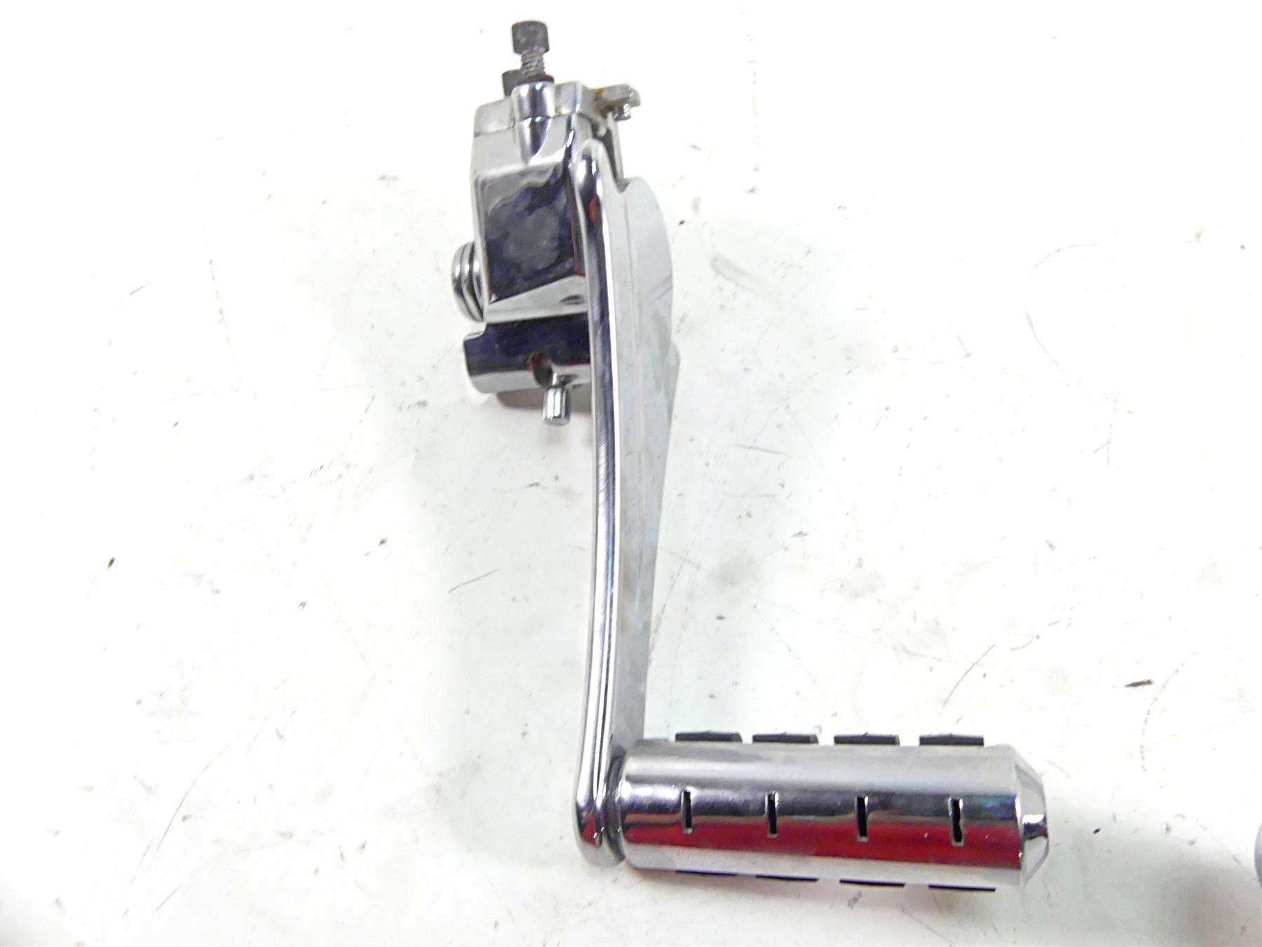 2011 Harley Touring FLTRX Road Glide Kuryakyn Adjustable Passenger Peg Set 4353 {{ shop.shopifyCountryName }} - Mototech271