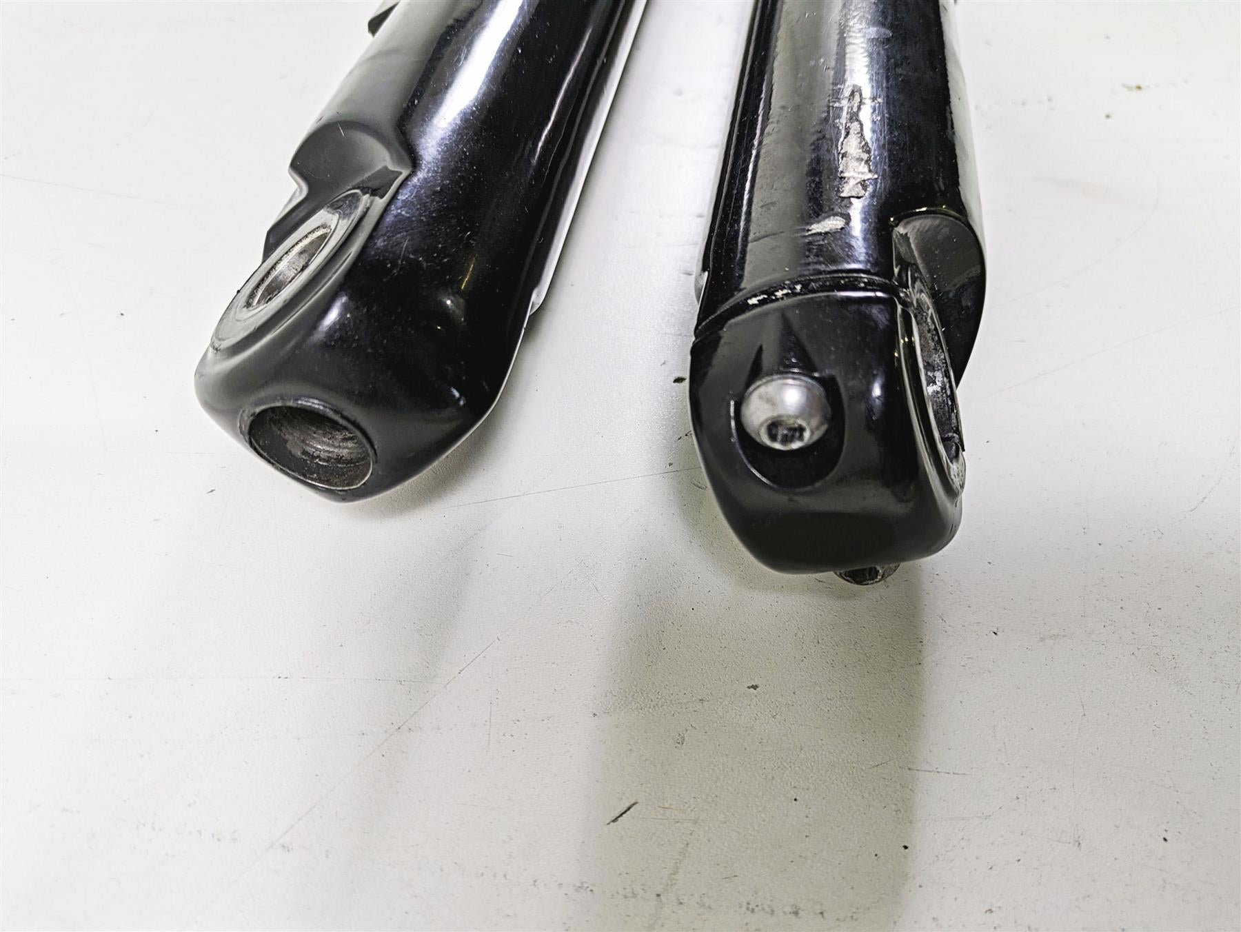 2013 Harley FXDWG Dyna Wide Glide Straight Front Fork Leg Set 48802-10A 48803-10 {{ shop.shopifyCountryName }} - Mototech271