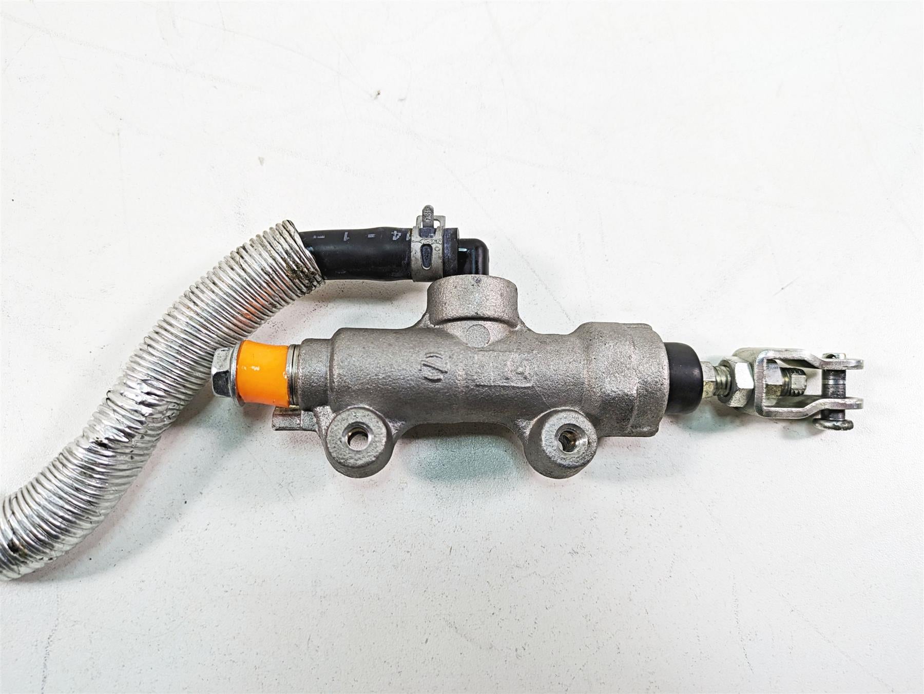 2016 Suzuki M109R VZR1800 Rear Brake Master Cylinder 69600-48G00 {{ shop.shopifyCountryName }} - Mototech271