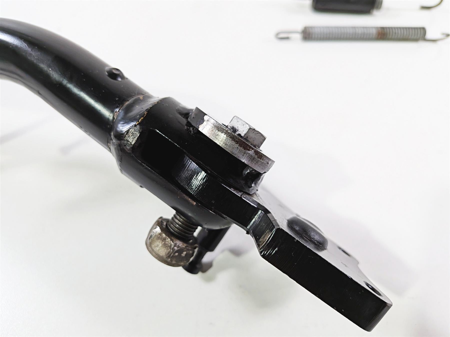 2016 Aprilia RSV 1100 Tuono V4 Factory Side Stand Kickstand & Switch 2B003283 {{ shop.shopifyCountryName }} - Mototech271