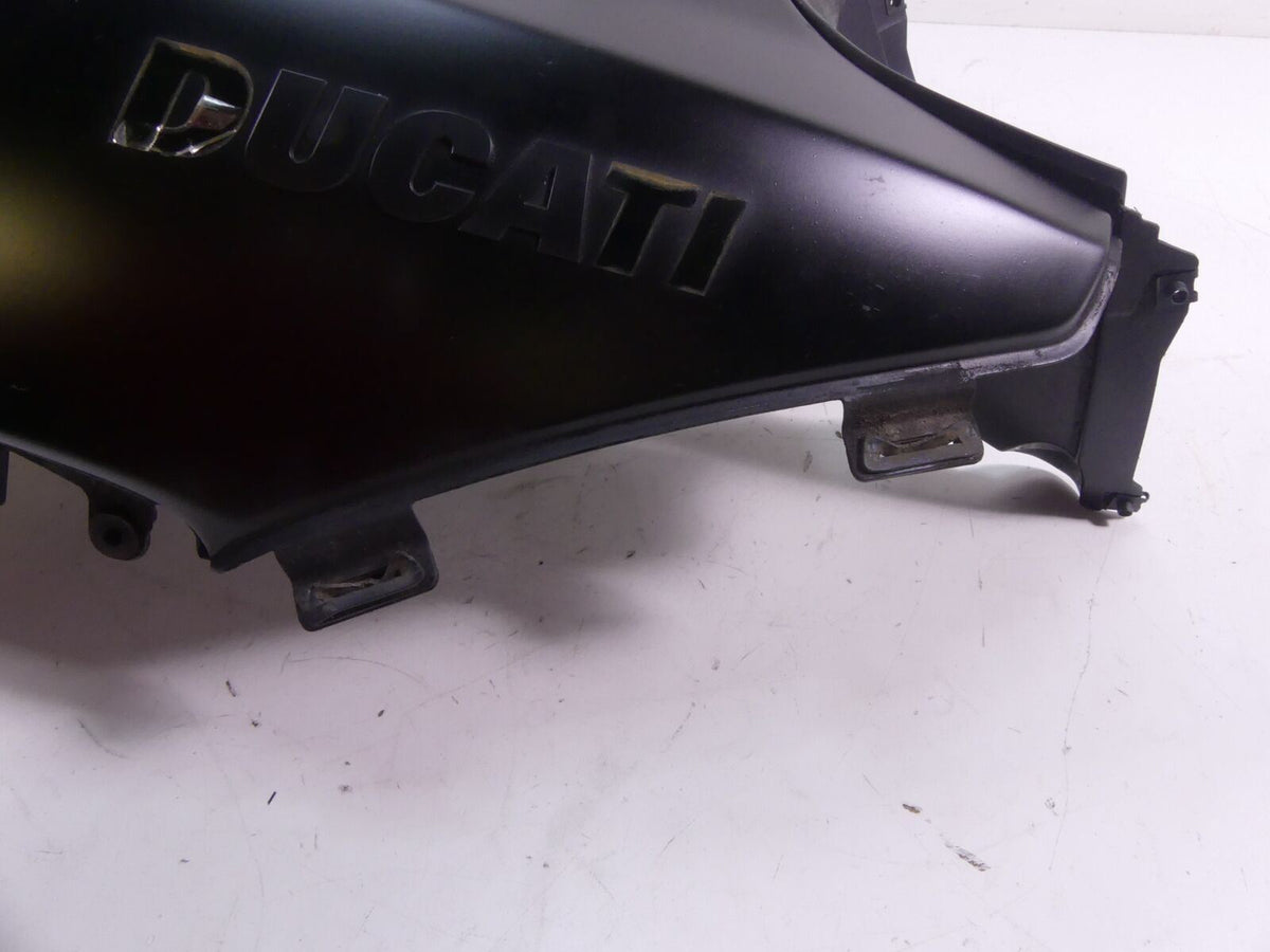 2015 Ducati Diavel Dark Upper Tank & Igniton Switch Cover Set 48013191A 48013072 {{ shop.shopifyCountryName }} - Mototech271