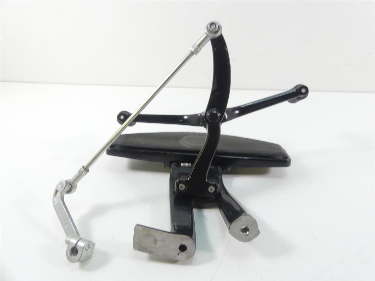 2019 Harley FLHC Softail Heritage Front Left Floor Board Shifter Set 50500630 {{ shop.shopifyCountryName }} - Mototech271