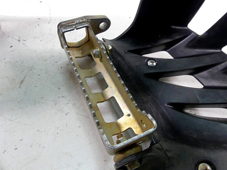 2020 Yamaha YFM 700 Raptor Foot Peg Rest Set L 1PE-F7411-00-00 R 1PE-F7421-00-00 {{ shop.shopifyCountryName }} - Mototech271